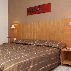 Europa Beach Hotel Гувес комната для гостей