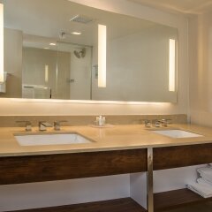 Renaissance Washington, DC Downtown Hotel ванная