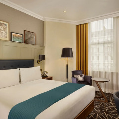 100 Queen's Gate Hotel London, Curio Collection by Hilton комната для гостей фото 9