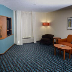Отель Fairfield Inn & Suites Effingham комната для гостей фото 7