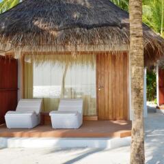 Отель Thulhagiri Island Resort