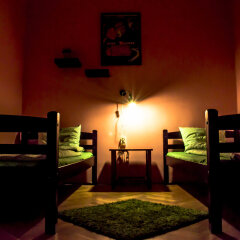 11th Hour Cinema Hostel Будапешт детские мероприятия