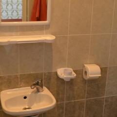 Гостиница Guest House Alina Бердянск ванная