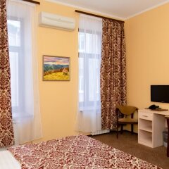Гостиница Грифон Стандартный номер с двуспальной кроватью фото 5