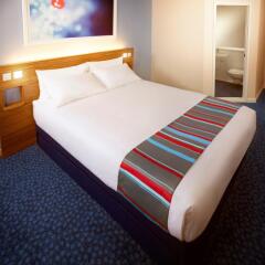 Travelodge London Central Bank Hotel комната для гостей фото 3
