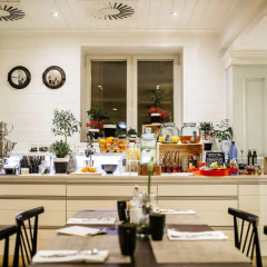 Отель Green Park Hotel Klaipeda Литва, Клайпеда - 7 отзывов об отеле, цены и фото номеров - забронировать отель Green Park Hotel Klaipeda онлайн питание фото 2