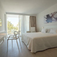 Отель Els Pins Resort & Spa 4* Номер Делюкс с различными типами кроватей фото 7