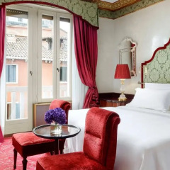 Hotel Danieli, a Luxury Collection Hotel, Venice 5* Номер категории Премиум с различными типами кроватей