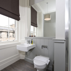Апартаменты Destiny Scotland - George IV Apartments ванная фото 2