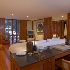 Отель Amanpuri Resort в номере