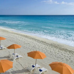 Отель Oleo Cancun Playa All Inclusive Boutique Resort пляж