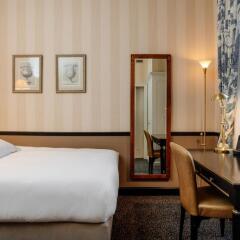 Small Luxury Hotel Ambassador Zürich 4* Классический номер с различными типами кроватей