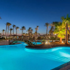 Отель Cleopatra Luxury Resort Makadi Bay бассейн фото 4