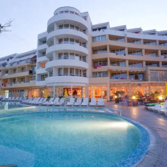 Отель Sun Palace Болгария, Солнечный берег - отзывы, цены и фото номеров - забронировать отель Sun Palace онлайн бассейн