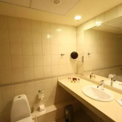 Prestige Hotel and Aquapark Золотые пески ванная фото 2