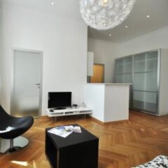 Гостиница Brusov Serviced Apartement комната для гостей фото 2