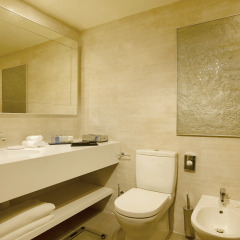 Отель St Raphael Resort & Marina ванная