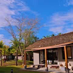 Отель Twin Lotus Resort and Spa - Adults Only Ланта вид на фасад фото 5