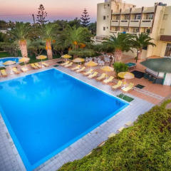 Tylissos Beach Hotel с домашними животными