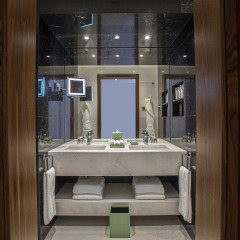 Отель Parklane, a Luxury Collection Resort & Spa Кипр, Лимассол - 2 отзыва об отеле, цены и фото номеров - забронировать отель Parklane, a Luxury Collection Resort & Spa онлайн ванная фото 5