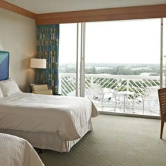 Отель Grand Lucayan Resort балкон