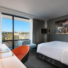 Отель Pullman Paris Tour Eiffel 4* Номер Делюкс с различными типами кроватей