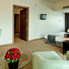 Baiyoke Sky Hotel 4* Улучшенный люкс с различными типами кроватей фото 2