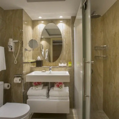Отель GrandResort 5* Семейный полулюкс с различными типами кроватей фото 6