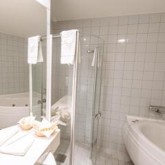 Гостиница Катерина Сити 3* Люкс с двуспальной кроватью фото 3
