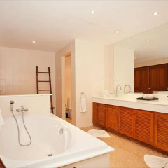 Отель Red Mountain Villa ванная