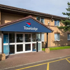 Отель Travelodge Paisley вид на фасад