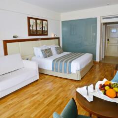 Golden Tulip Golden Bay Beach Hotel 5* Полулюкс