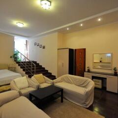 Апартаменты Apartments at Polevaya комната для гостей фото 5