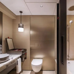 Отель Swissotel The Stamford 5* Номер Премьер с двуспальной кроватью фото 2