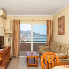 Отель Apartamentos Stella Maris Испания, Фуэнхирола - 1 отзыв об отеле, цены и фото номеров - забронировать отель Apartamentos Stella Maris онлайн комната для гостей фото 5