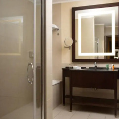 Гостиница Hilton Москва Ленинградская 5* Люкс King corner с различными типами кроватей фото 4