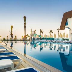Отель Sun Star Resort - All Inclusive бассейн