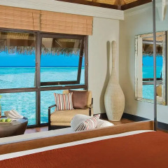 Отель Four Seasons Maldives At Kuda Huraa балкон фото 3