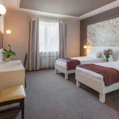 Бизнес Отель Континенталь 4* Номер Комфорт фото 3