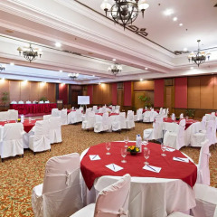 Отель The Fulbari Resort & Spa Непал, Покхара - отзывы, цены и фото номеров - забронировать отель The Fulbari Resort & Spa онлайн помещение для мероприятий