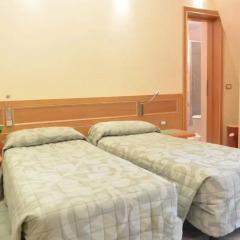 Отель Sempione - 2445 - Milan - Hld 34454 комната для гостей фото 4