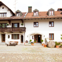 Hotel Frey Исманинг вид на фасад фото 2