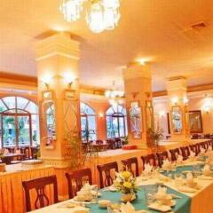 Que Huong Hotel