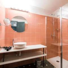 Отель Petit Palace Puerta de Triana 3* Небольшой двухместный номер с различными типами кроватей фото 4