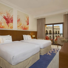 Отель DoubleTree by Hilton Resort & Spa Marjan Island комната для гостей фото 10