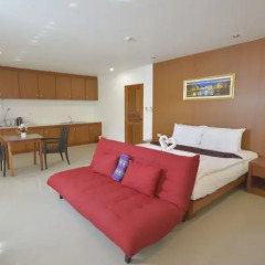 Expat Hotel Patong Center 3* Улучшенная студия с различными типами кроватей