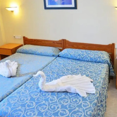 Отель Apartamentos Tropical Garden комната для гостей фото 7