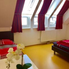 a&t Holiday Hostel Стандартный номер с различными типами кроватей фото 5