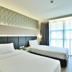Отель Prestige Suites Bangkok Бангкок комната для гостей фото 8