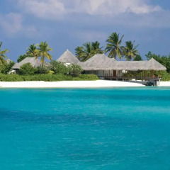 Отель Four Seasons Maldives At Kuda Huraa пляж фото 2